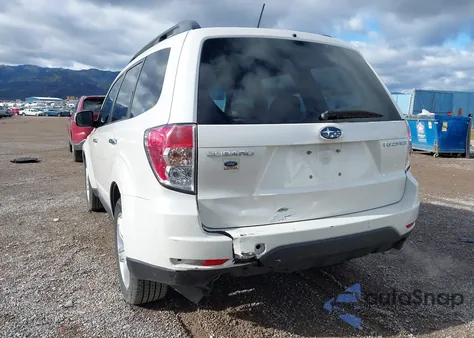 2009 Subaru Forester 2.5X z USA, uszkodzony, nr VIN JF2SH63619H711467